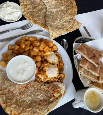Dostan Déjeuner Diner Souper — photo 2